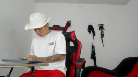 Steven online show from January 17, 12:03 pm