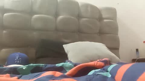 steven_moreno25 online show from November 3, 4:57 am