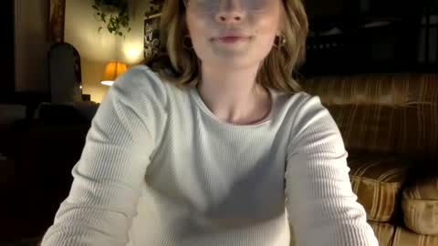 Stevie Mae online show from March 17, 7:24 am