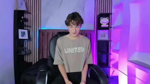 Sthepano  online show from July 24, 3:47 am