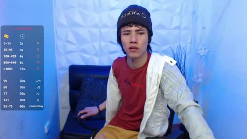 Stich online show from April 25, 6:16 pm