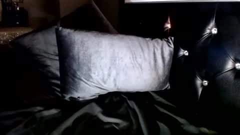 Bonnie Naylor online show from January 15, 1:12 am