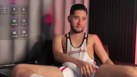 stiven__01 online show from October 22, 2:19 pm