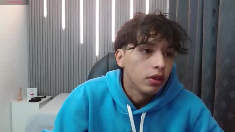 Stiwen online show from February 20, 1:13 pm