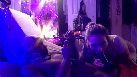 stl_puhcz_glob3r online show from November 18, 9:12 am