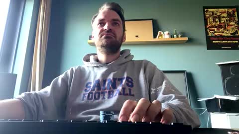 Stonerboner online show from November 4, 9:43 am