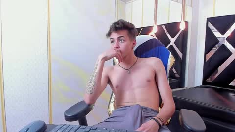 stonne69 online show from March 8, 6:37 pm