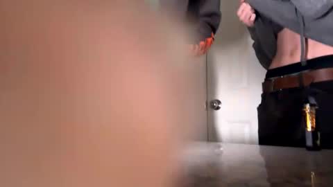 straightfriends2225555 online show from January 17, 10:33 am