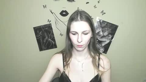 Amalia online show from February 22, 4:19 pm