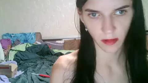 Strawberry Storm online show from October 7, 7:43 pm