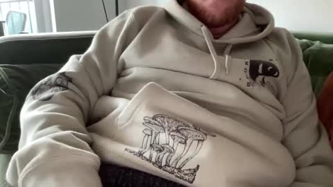 Snapshot of strawberryblnd chatting on January 20, 3:28 pm StrawberryBlnd online show from January 20, 3:28 pm