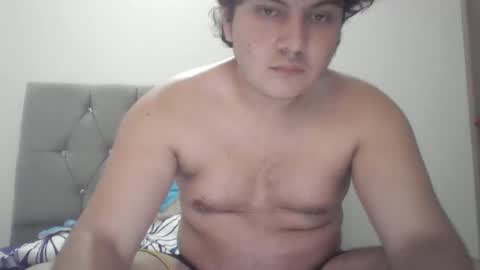 StrawberryBoo online show from December 29, 4:38 am