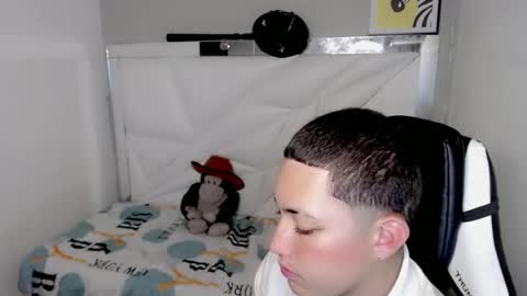 Street online show from March 14, 4:27 am