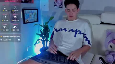 strong_rock69 online show from July 26, 8:17 pm