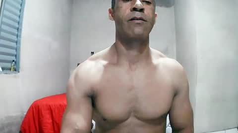 strongdaddyfantastic online show from June 17, 11:43 pm