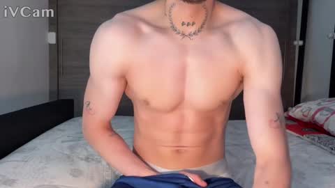 stronghardlatino online show from July 24, 4:37 pm