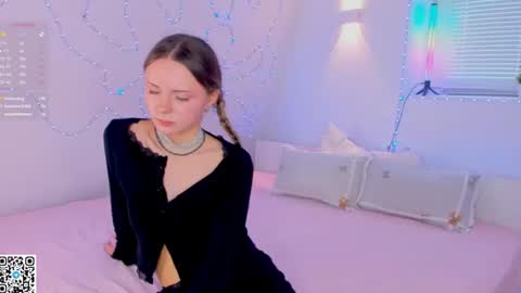 Olivia online show from July 25, 3:15 am