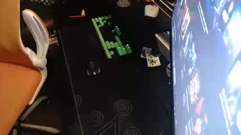 stud69861714 online show from October 17, 6:39 am