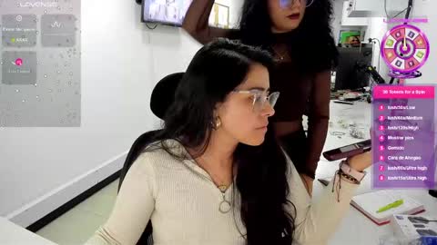 studcb_ online show from June 9, 11:15 pm