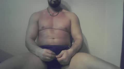 Ero online show from April 3, 7:10 pm