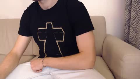 Stud From Paris online show from February 1, 6:40 pm