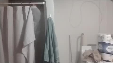 studwittatts69 online show from March 23, 4:28 am