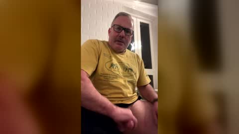 stumpyj2266 online show from February 25, 8:01 pm