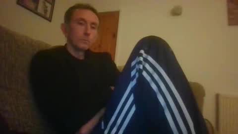 stuuuey73 online show from December 16, 9:54 pm