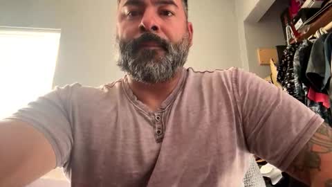 suavecito67 online show from October 18, 4:33 pm