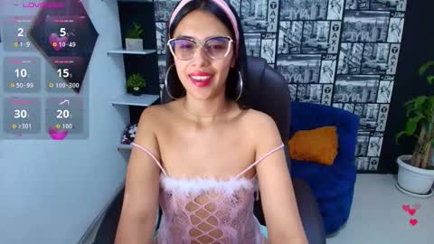 sub_scarlett_ online show from October 16, 1:33 pm