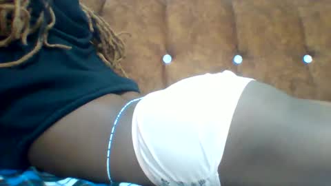 submissive_slut001 online show from January 8, 2:35 pm