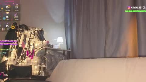 May online show from April 21, 7:10 pm