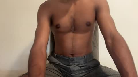 Allyours online show from February 16, 11:30 am