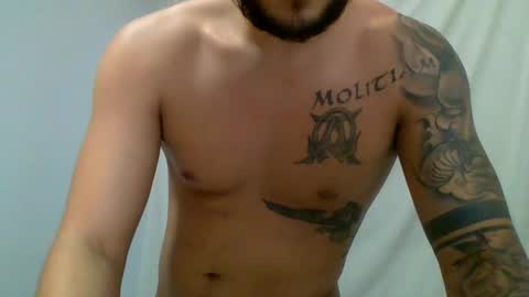 Snapshot of suetsemsay chatting on September 17, 1:31 am suetsemsay online show from September 17, 1:31 am