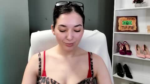 Megan online show from June 19, 9:37 am