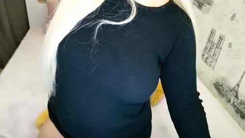 sugarkissx online show from December 14, 9:10 pm