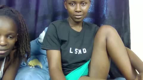 sugarsmile3 online show from December 17, 11:50 am