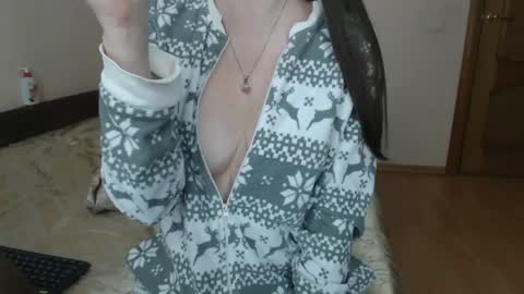 SugarTati online show from April 24, 2:30 pm