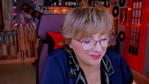 Vivien online show from October 23, 3:57 pm