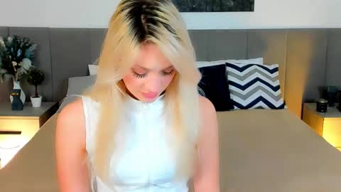 sugarwhisper online show from February 25, 5:38 pm