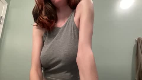 Ophelia online show from March 8, 2:37 am