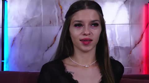 Snapshot of sukie_spooky chatting on October 25, 9:30 am sukie_spooky online show from October 25, 9:30 am