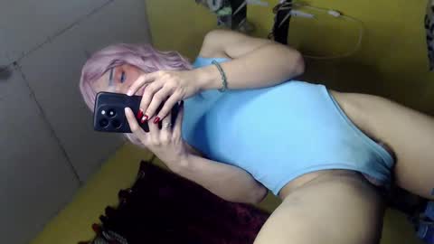 sultry_sirenxx online show from January 29, 8:08 am