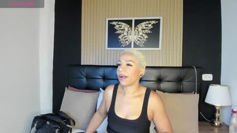 Snapshot of summer_night_ chatting on March 2, 3:34 am Summer online show from March 2, 3:34 am