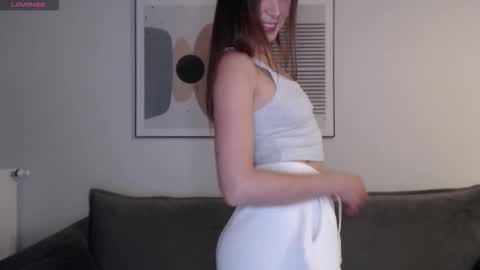 Liby online show from October 23, 6:42 pm