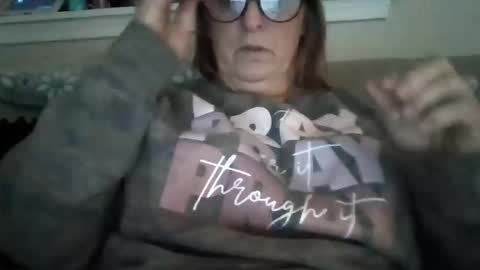 Sunflower online show from November 14, 9:16 pm