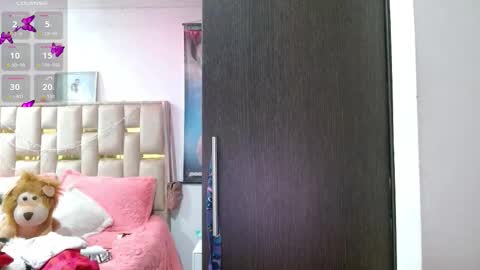 Jeraldine online show from October 30, 2:34 am