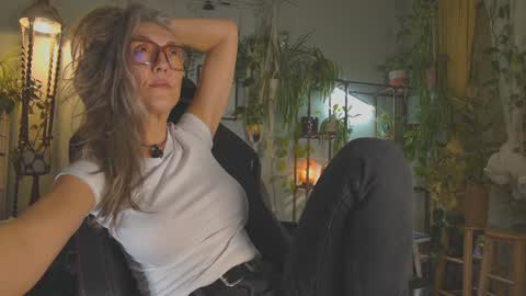 Hi Im Sunnie - Next show Friday August 1 online show from January 10, 5:13 am