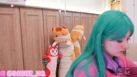 Sonnie  online show from January 28, 2:42 pm