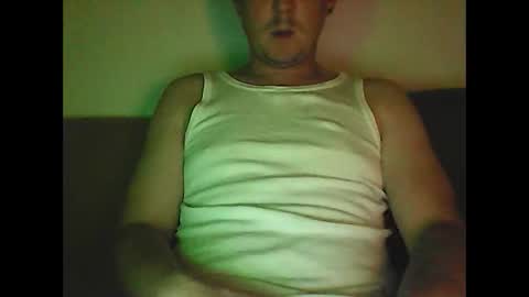 Snapshot of sunnygun0 chatting on February 9, 6:37 pm sunnygun0 online show from February 9, 6:37 pm